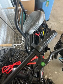 BRAND NEW ELECTRIC SCOOTER