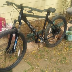 OZARK TRAIL BIKE