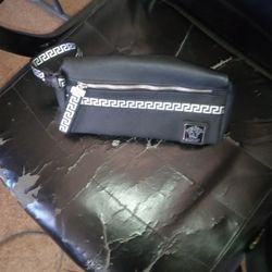 VERSACE MENS HYGIENE BAG
