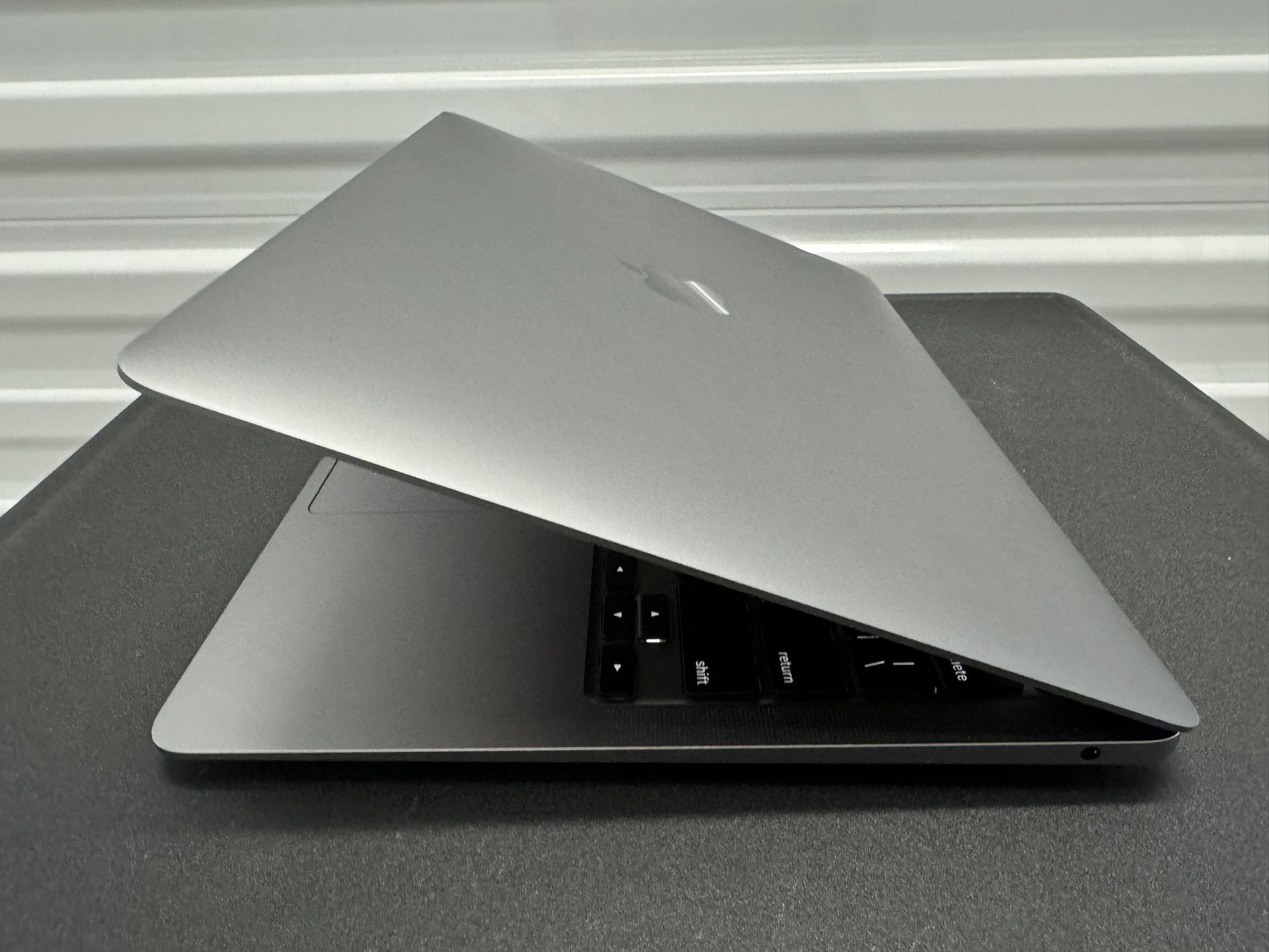 13” M1 Macbook Air 16gb 512gb #3