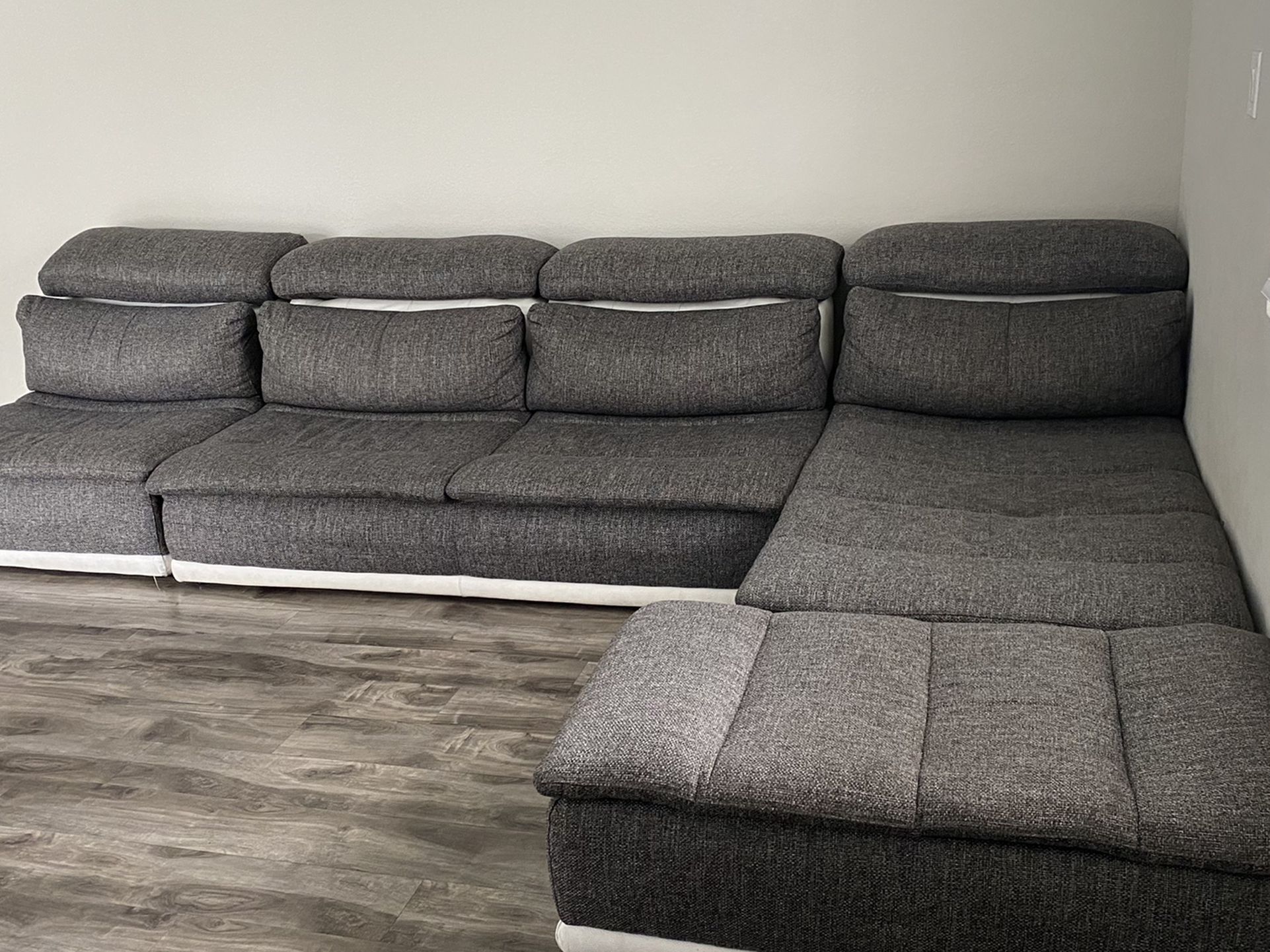 David Ferrari Panorama Italian Modern Grey Fabric & White Leather Sectional Sofa made in italy MADE IN ITALY
