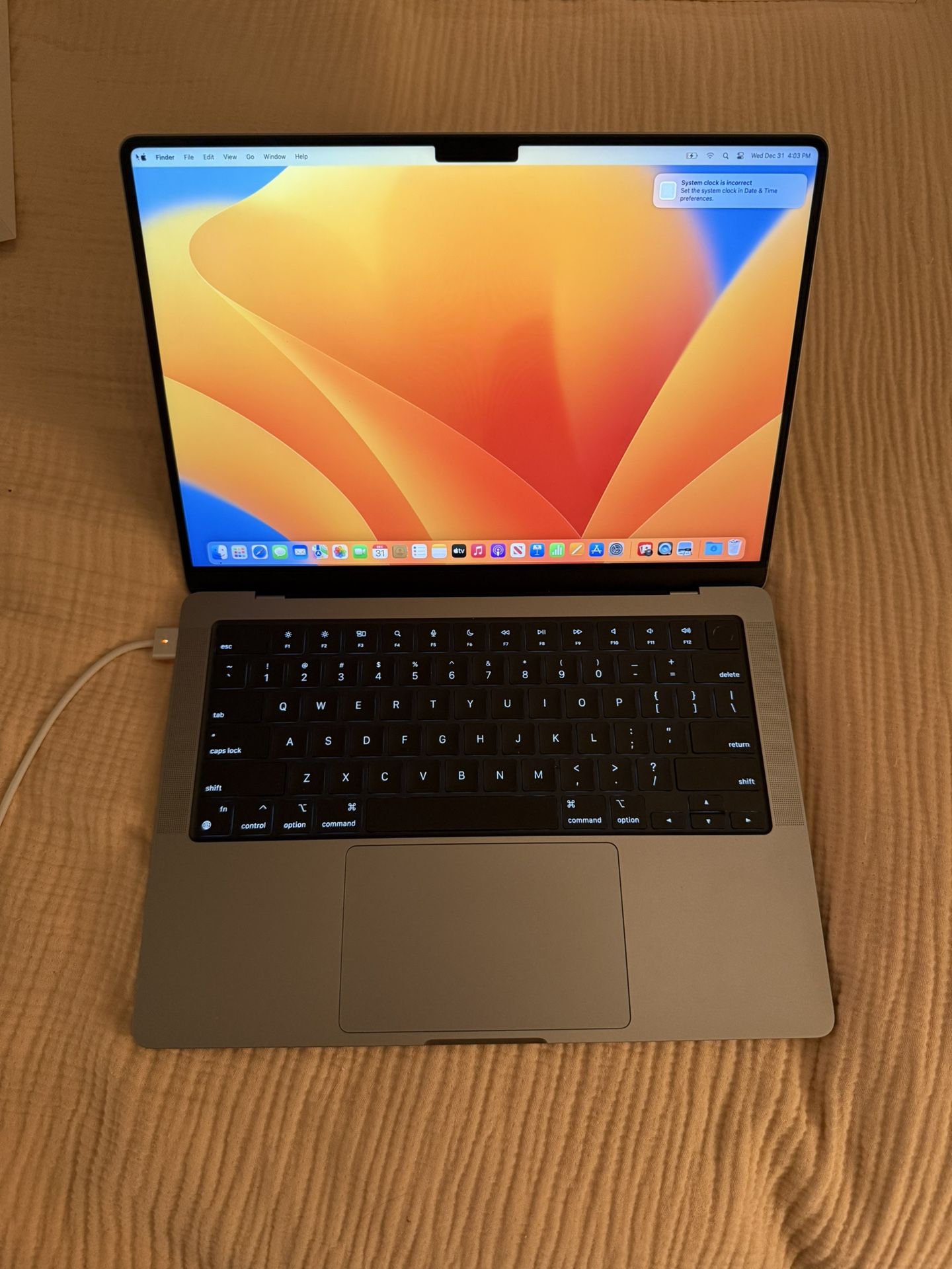 MacBook Pro M2-Pro
