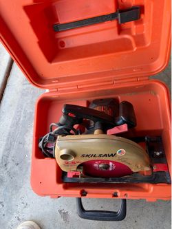 SKILSAW Classic 2.5 HP Circular Saw with Case