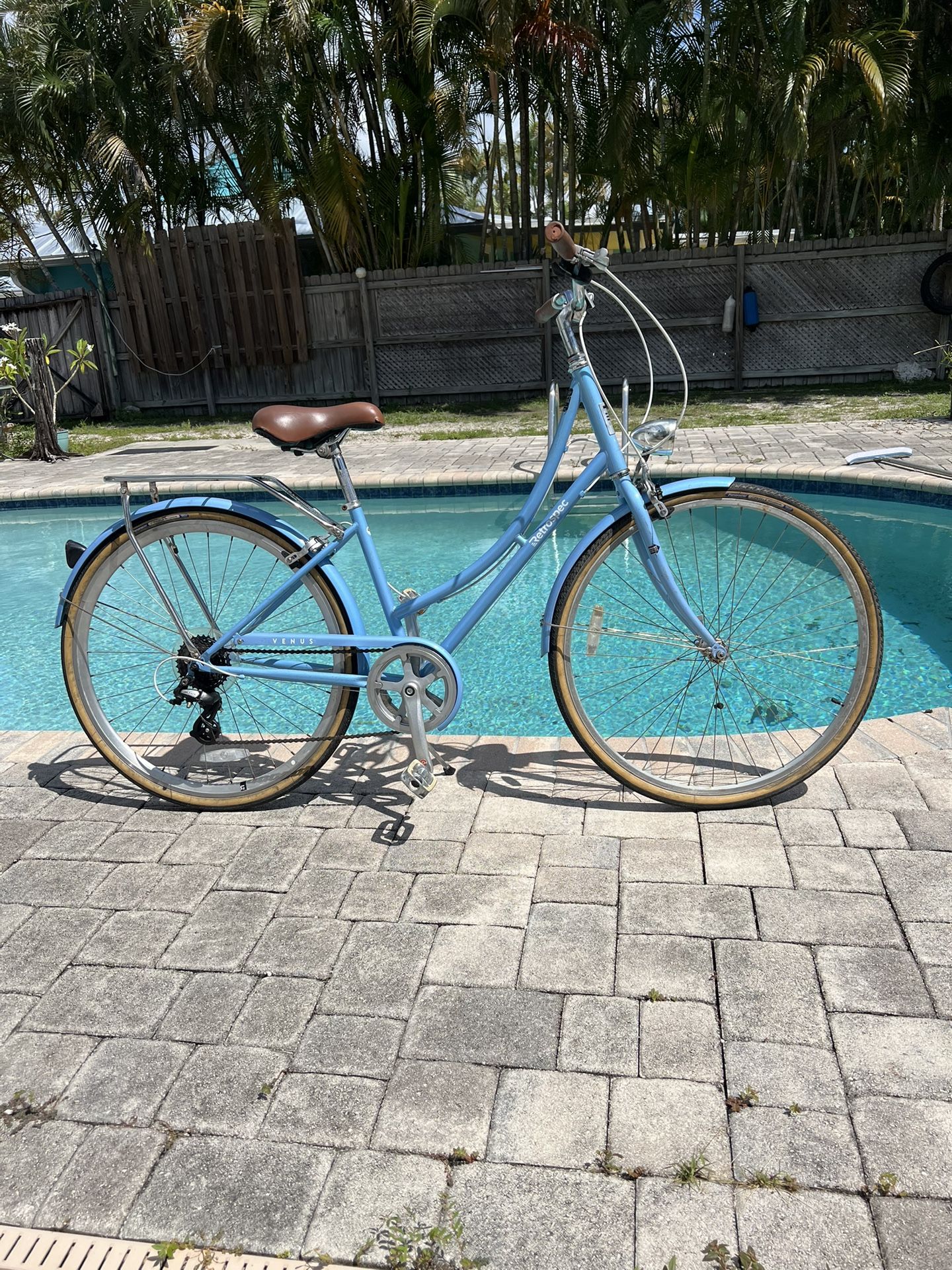 RETROSPEC VENUS 700c 8 SPEED BIKE
