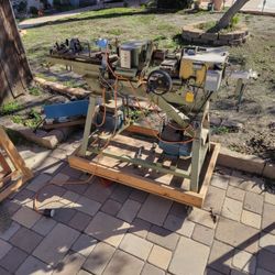 Knob / Bead Maker Automatic Lathe. 