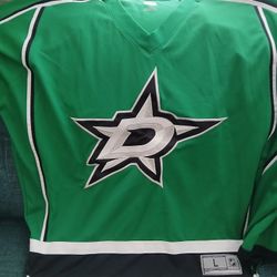 NHL LICENSED DALLAS STARS HOCKEY JERSEY  SIZE L