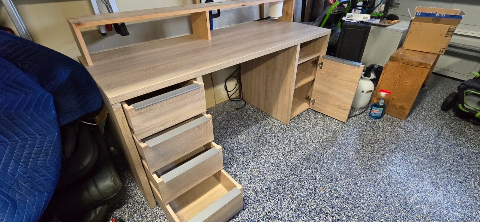 Office Desk