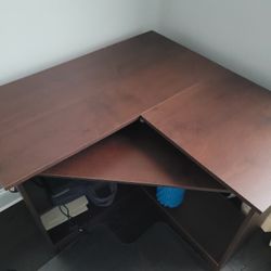 Corner Desk