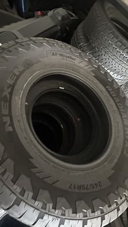 Nexen Tires 245/75 R17