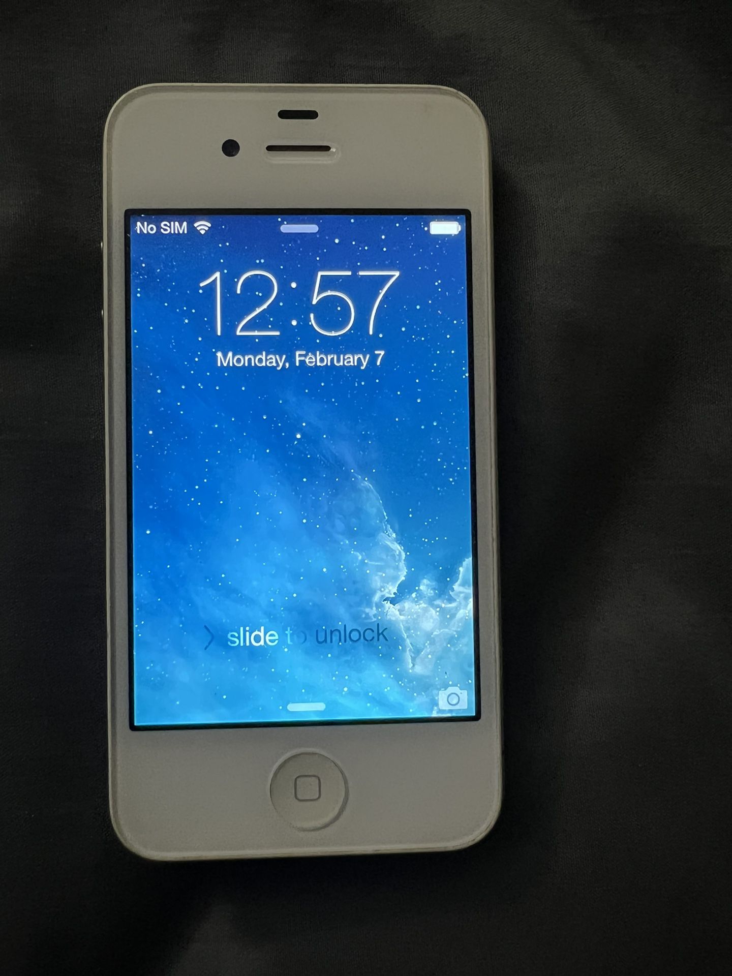 Unlocked Iphone 4 (white) 