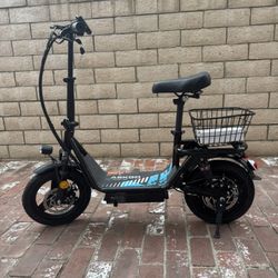 Electric scooter
