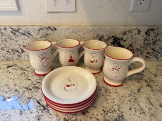 Snowman cups and saucers