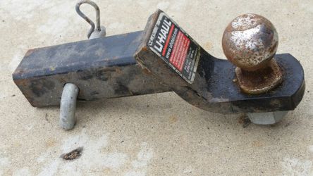 Tow/trailer hitch