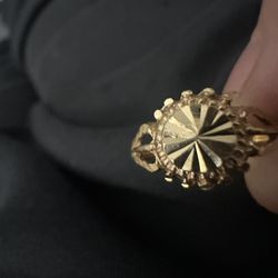 18k Gold Ring 