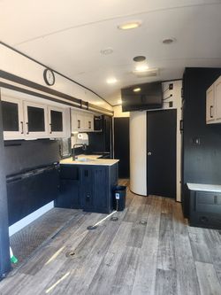 Fuel Travel Toy hauler Trailer