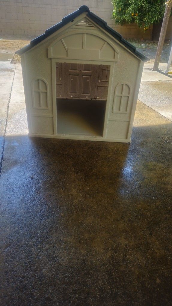 Plastic Dog House Outdoor Small Dog