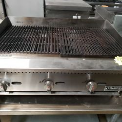 Used Dukers 36"L Broiler Natural Gas