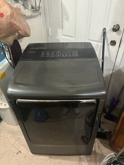 Samsung 7.4 cu. ft. Smart Gas Dryer with Steam and Pet Care Dry