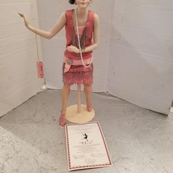 WS George Millie Limited Edition Porcelain Doll Stepping Out Collection  COA


