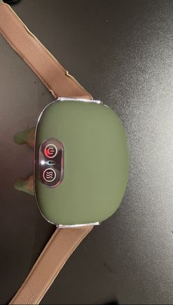 INIA Neck and Shoulder Massager with Heat – Green