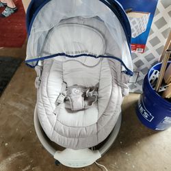 Swinging Baby Chair