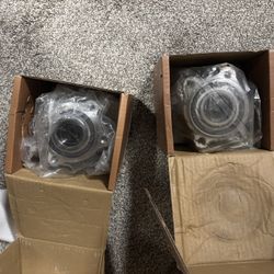 New Awd Wheel Hubs For 2006 Infiniti M35 M45 Rear