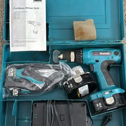 Makita Cordless Driver Drill