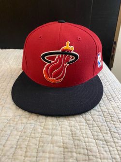 Miami Heat Mitchell and Ness fitted hat size 7 1/2