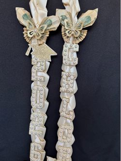 Graduation leis