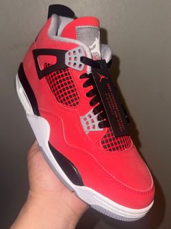 Jordan 4 toro