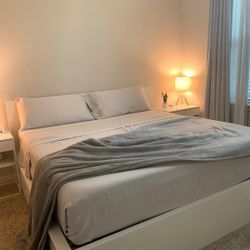 IKEA MALM King Bed With 4 Storage Drawers & 2 Nightstands 