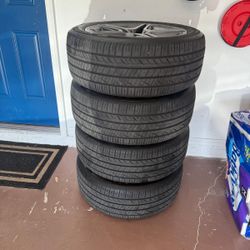 Originally, Genuine Mercedes Rims 255/45/R19                   And Tires