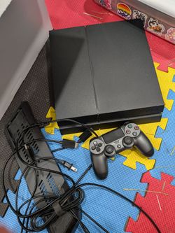 Ps4 and accessories