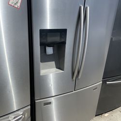 Samsung French door refrigerator