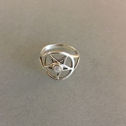 Sterling silver star ring with white stone