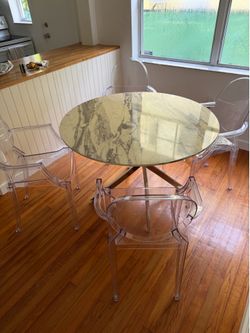 Good Deal $100 for set of table and chairs!!