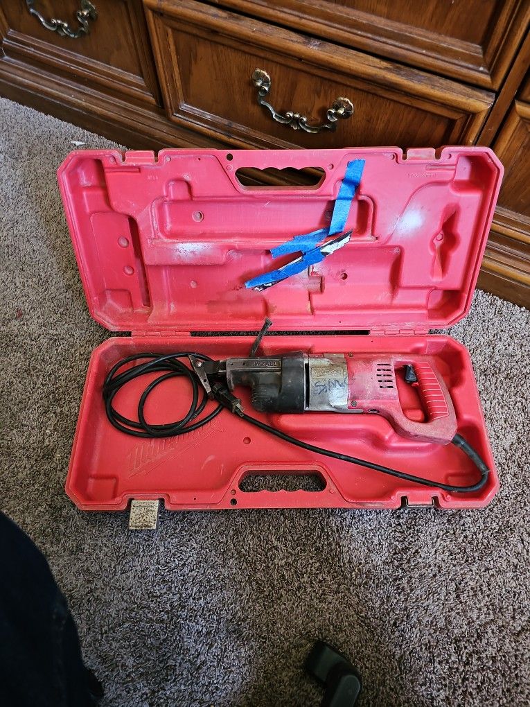 Milwaukee Saw Saw