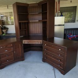 4-Piece Wood Desk Set with Hutch and Drawers