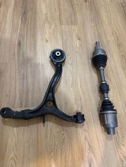 Front lower control arm/     CV axle / half shaft