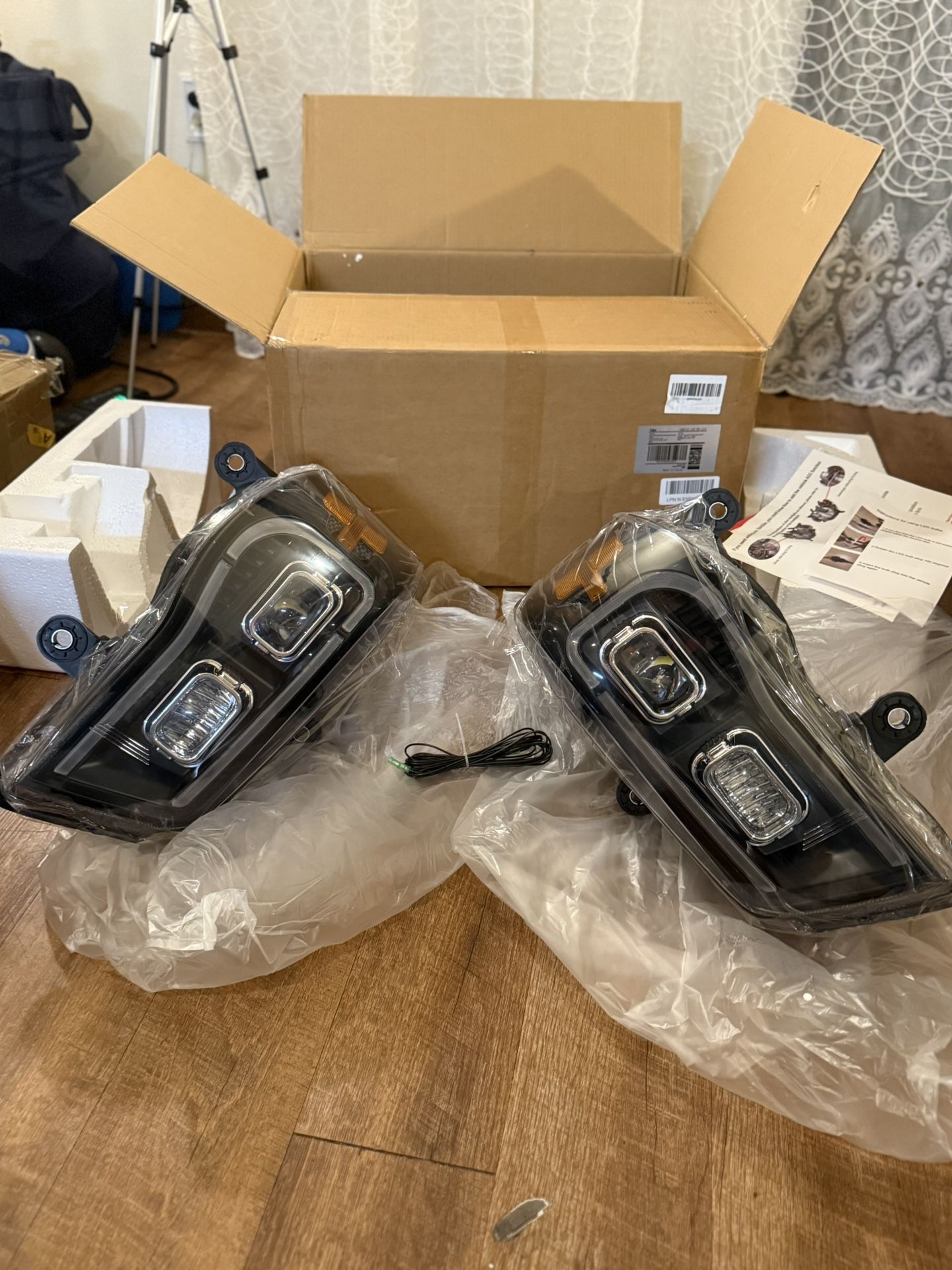 ELH 500% Brighter LED Projector Headlight Assembly Fit For 2011-2018 Dodge Grand Caravan/2008-2016 Chrysler Town & Country Headlamp