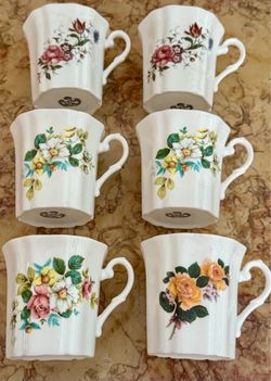 SET OF SIX ROYAL ALBBERT MUGS