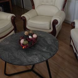 Estoy Vendiendo Juego De Sala En Buenas Condiciones A Muy Buen Precio 