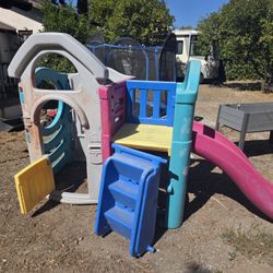 Kids Play Slide