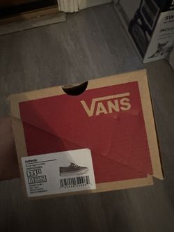🌟 Brand New Vans Authentic Sneakers (Size 2.5 Kids) – In Box 🌟