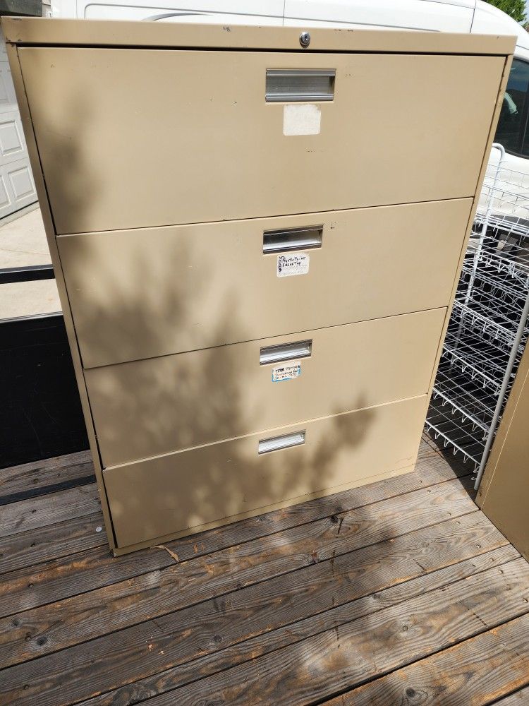 Lateral File Cabinets For Sale In Manteca 2 Available $40 Each