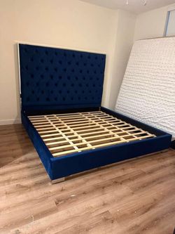 Brand new bed frame / Delivery available