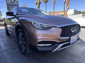 2017 INFINITI QX30