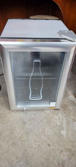 Coca cola mini fridge