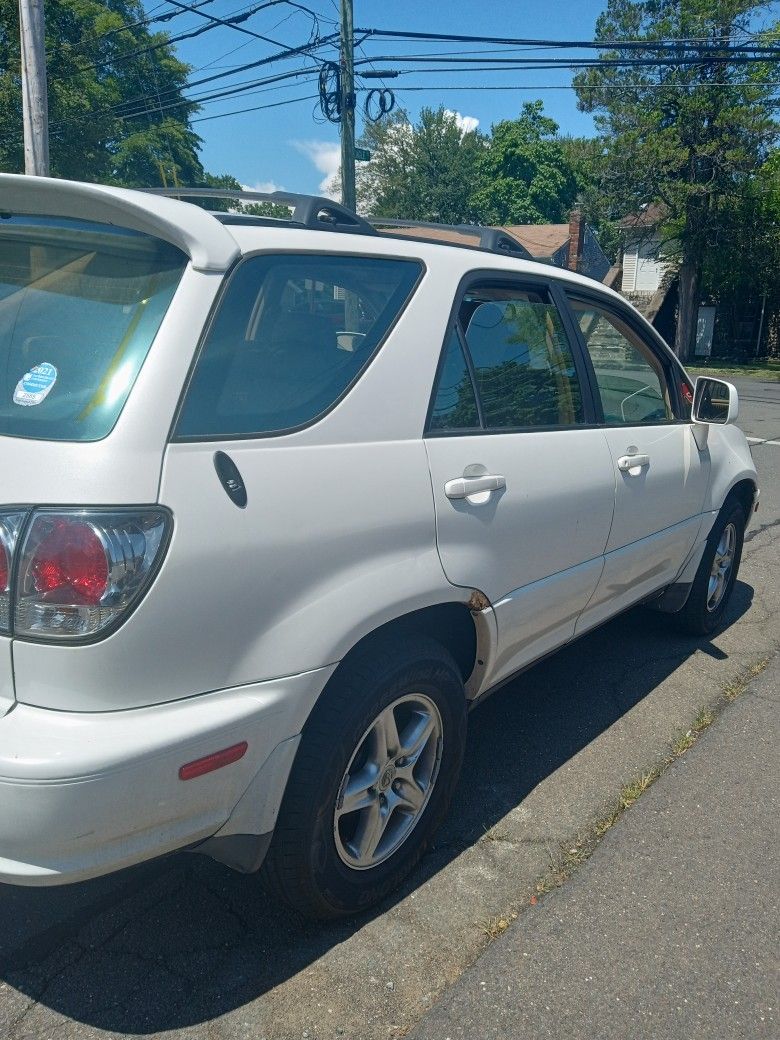 2002 Lexus Rx 300 for Sale in West Haven, CT - OfferUp