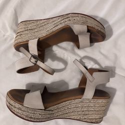 Women’s Coclico Wedge Sandals Size 37